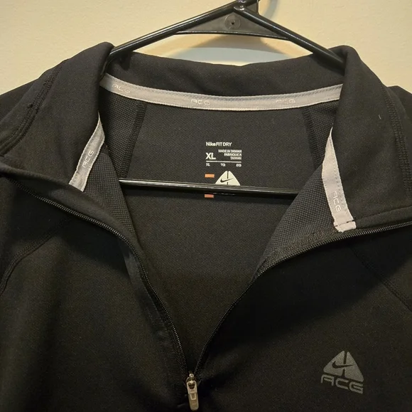 Nike‎ ACG womens Black Quarter Zip Nike Fit Dry Size XL - Picture 3 of 5
